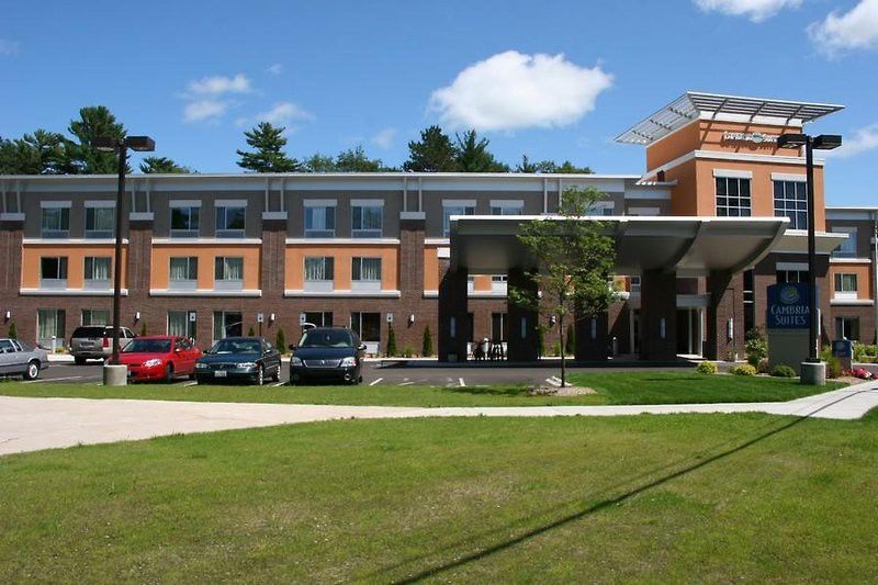 Cambria Hotel Traverse City Exteriör bild